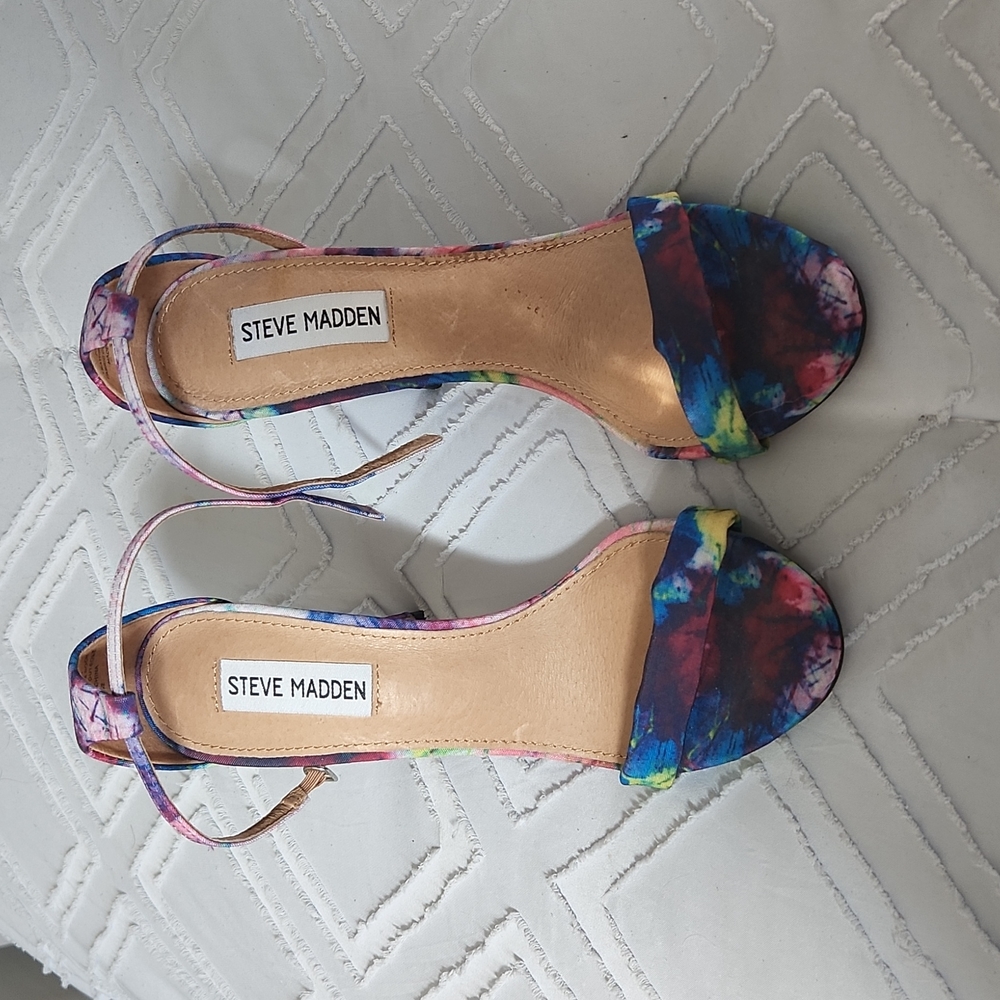 Steve Madden Tie Dye Pumps